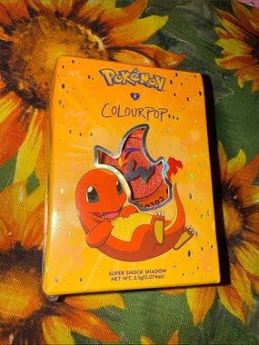 NWTColourPop Pokémon Charmander Super Shock Shadow Flame Thrower Crème to POWder